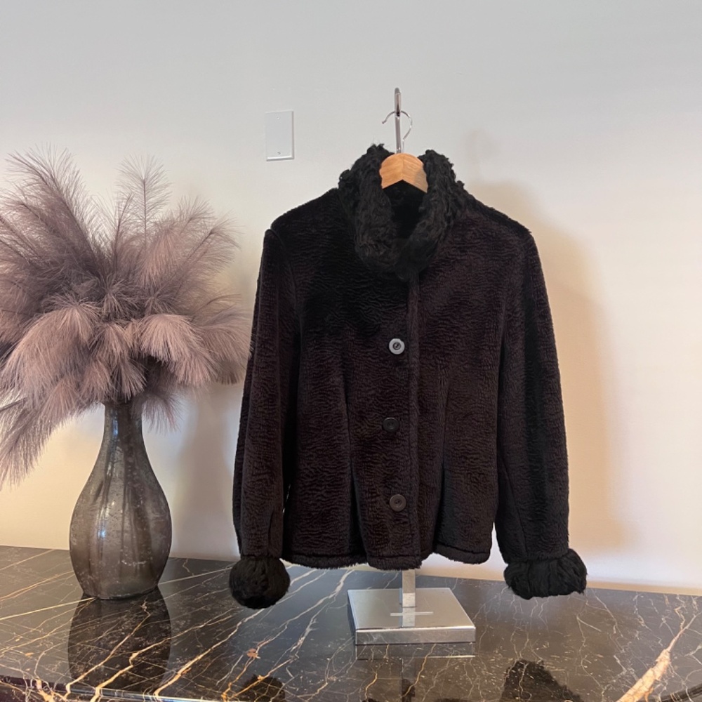 Maralyce Ferree of Scarborough, Maine Jacket / Sweater Vintage in Black